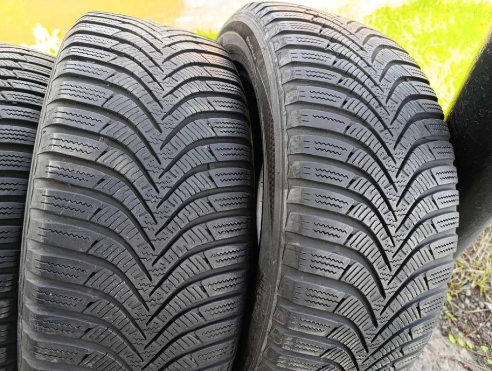 Зимові шини Hankook 205/55 R16 резина Р16