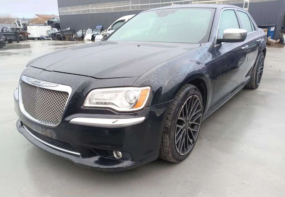 Chrysler 300C кузов, запчастини