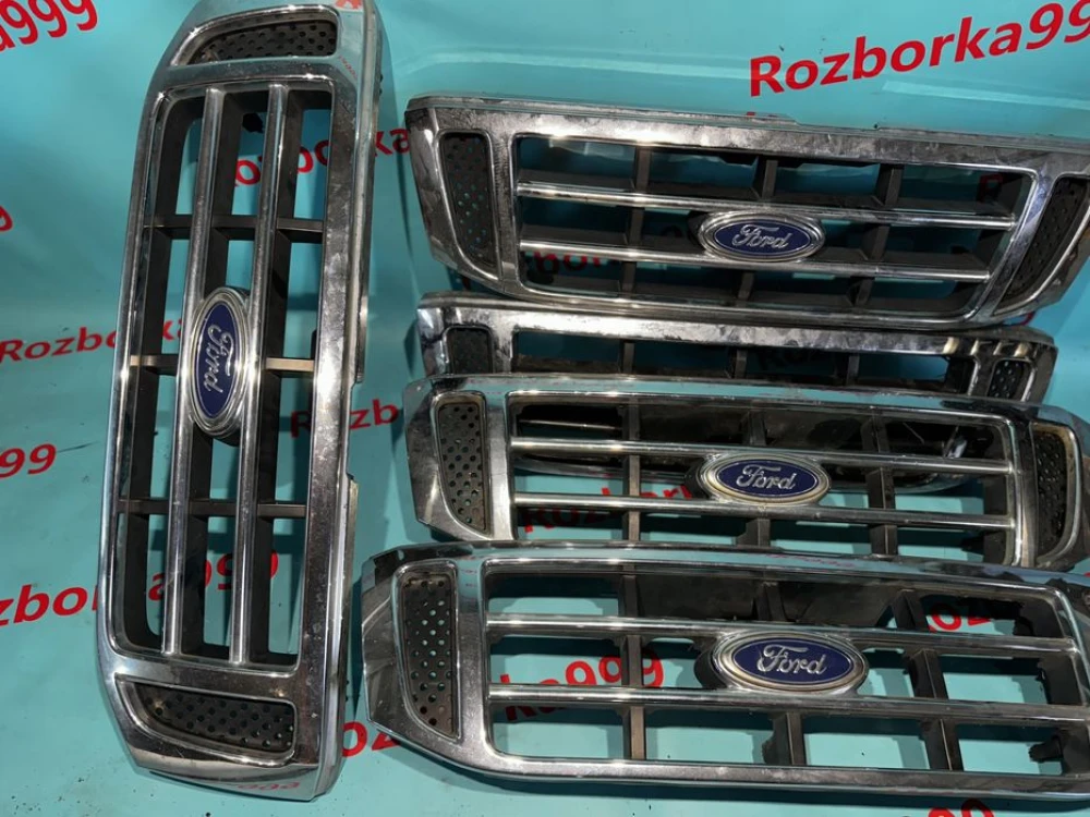 Решотка радиатора Ford Ranger 02-06