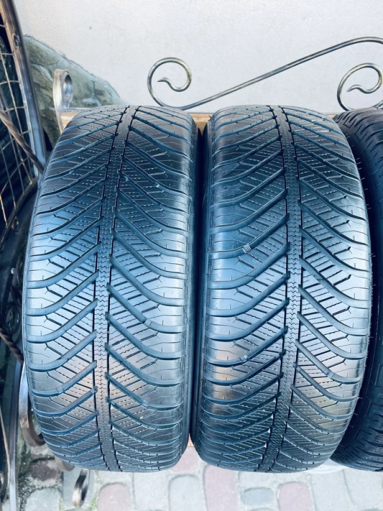 Шини 215/60 R16