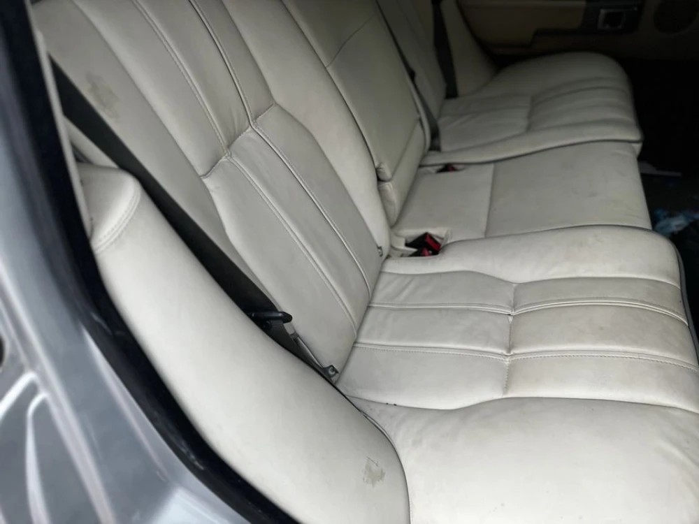 Салон  Rang Rover l322 сидінняLand Rover Vogue
