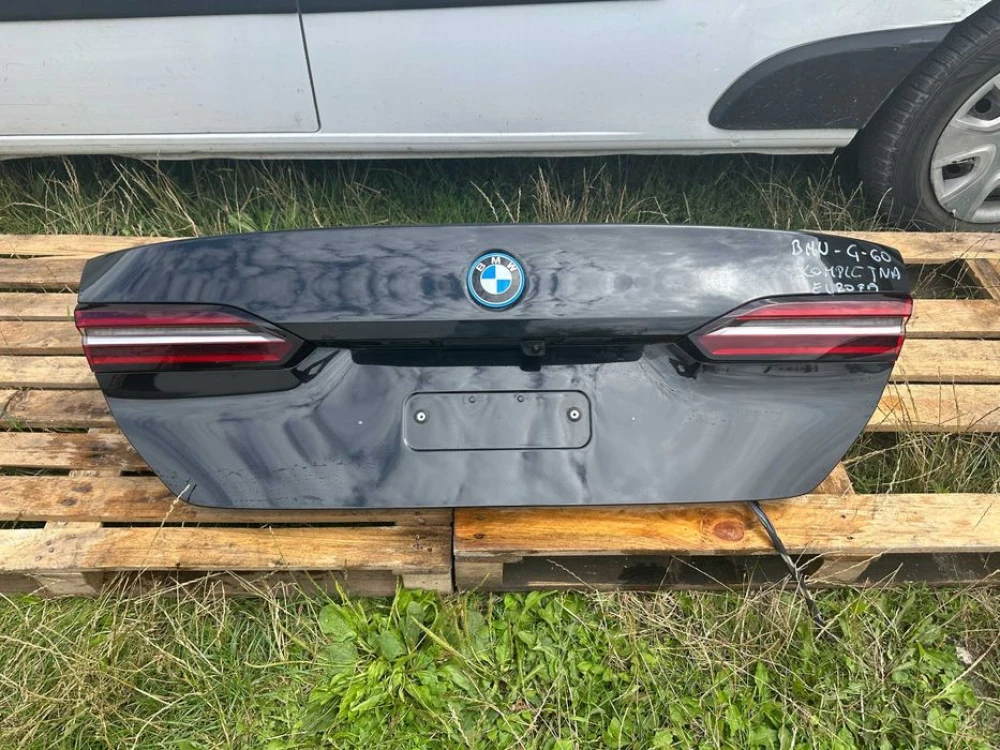 Крышка багажника BMW I5 G60
