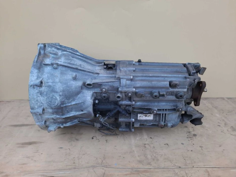 Коробка передач МКПП BMW 2.0d бмв 23007568128/1067401118