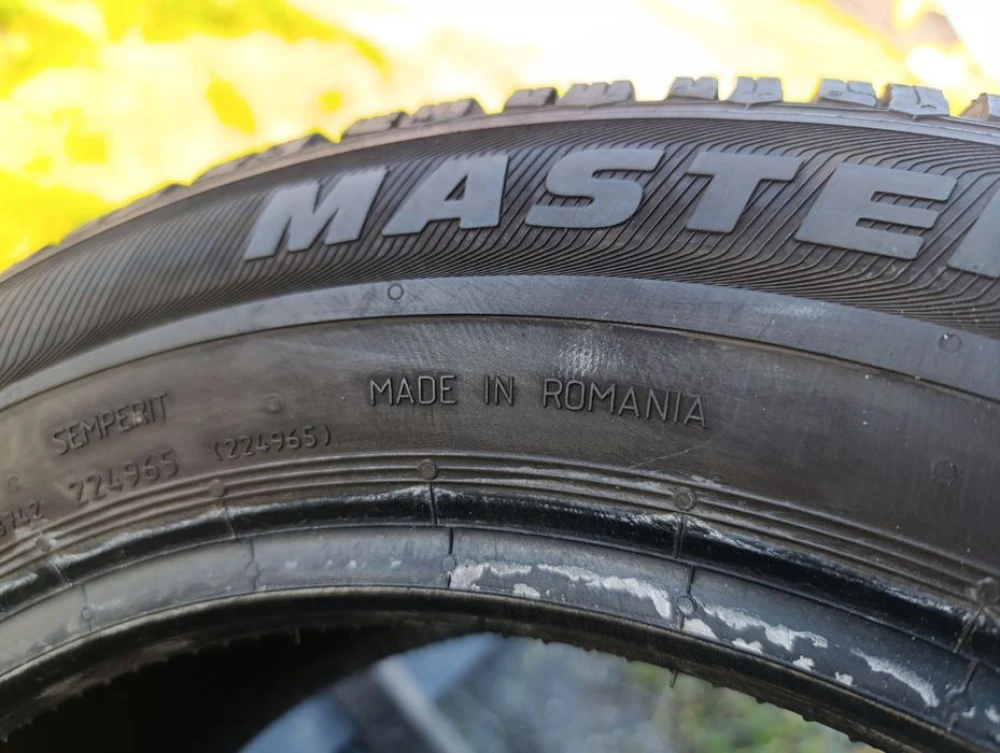 Майже нові зимові шини Semperit 175/65 R14 резина Р14