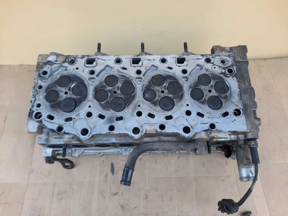 Головка Kia Sorento 2.5 H1, H200 ГБЦ