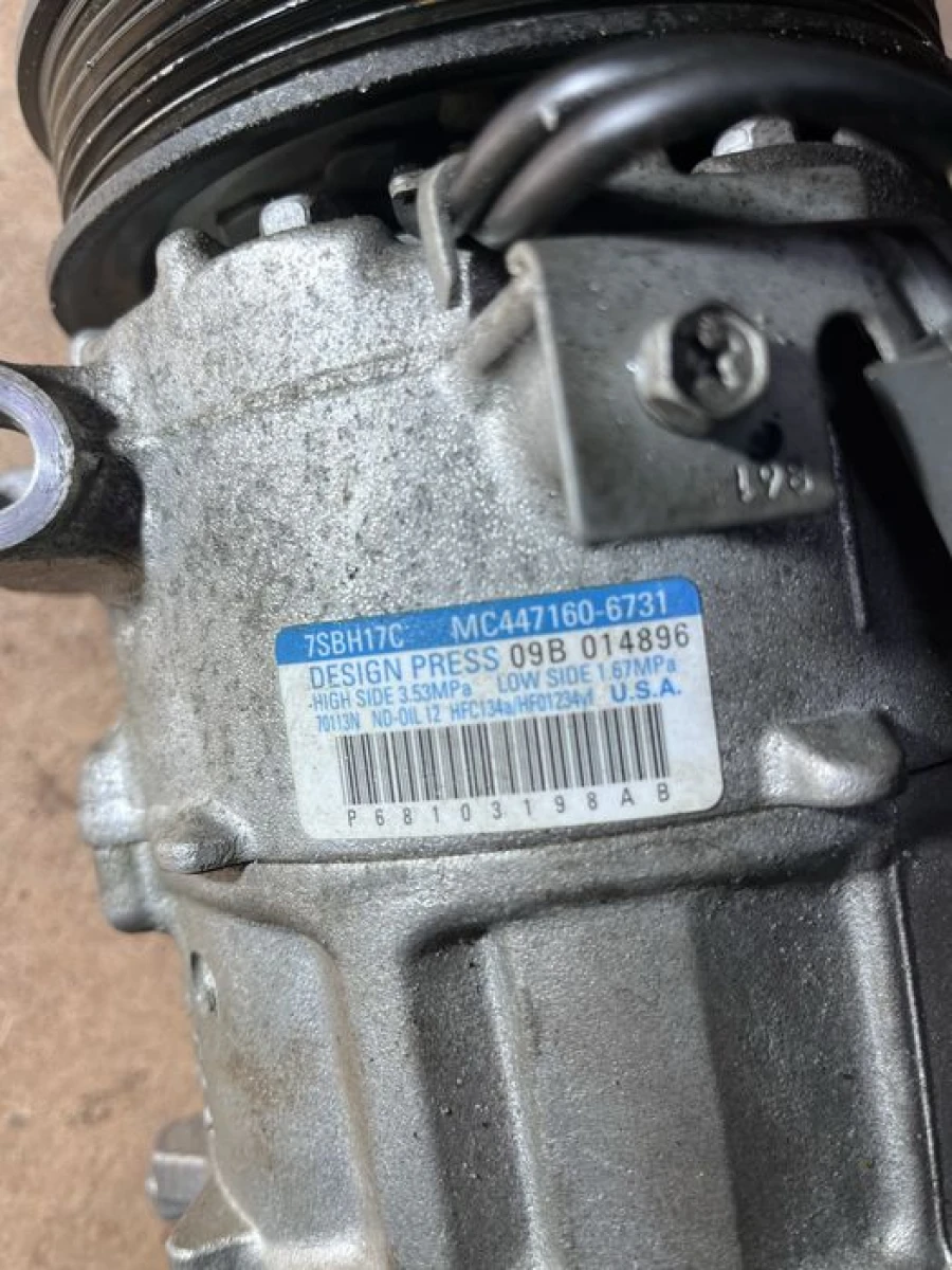 Компрессор кондиционера jeep cherokee kl