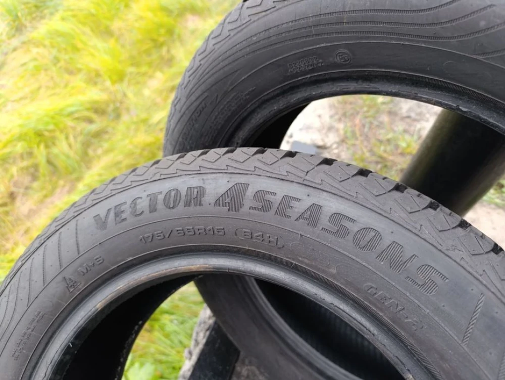 Всесезонні шини Goodyear 175/65 R15 резина Р15