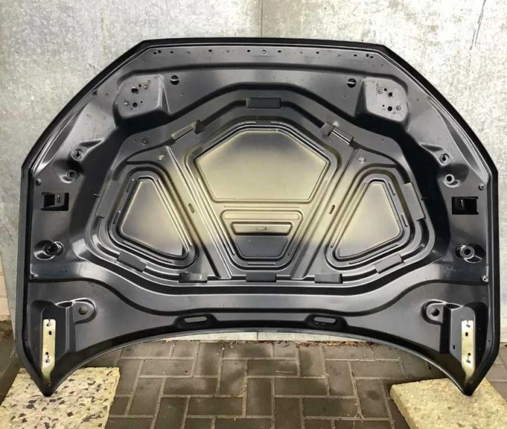 Audi A3 2021+ капот