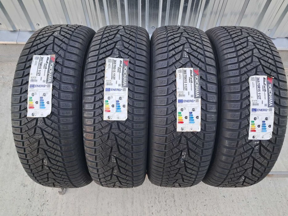 Резина зима НОВА Yokohama 265/70 R15 bluEarth V905 DOT23