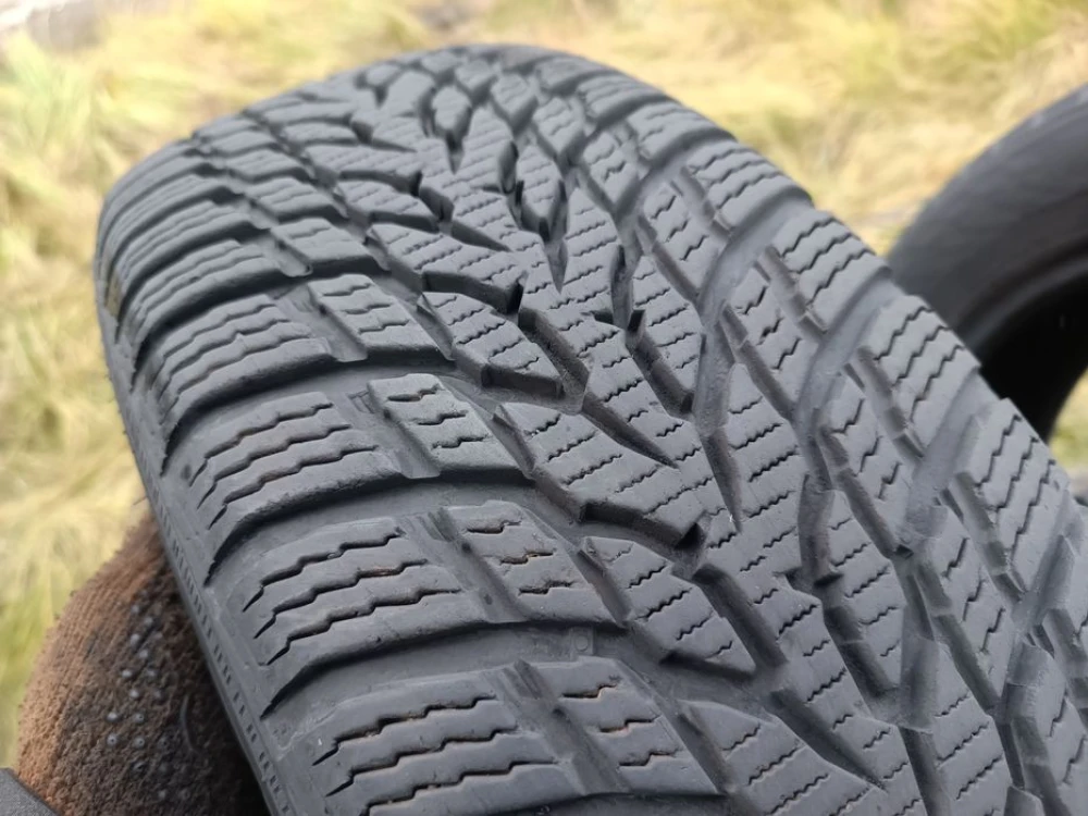 Зимові шини Nokian 185/65 R15 резина Р15