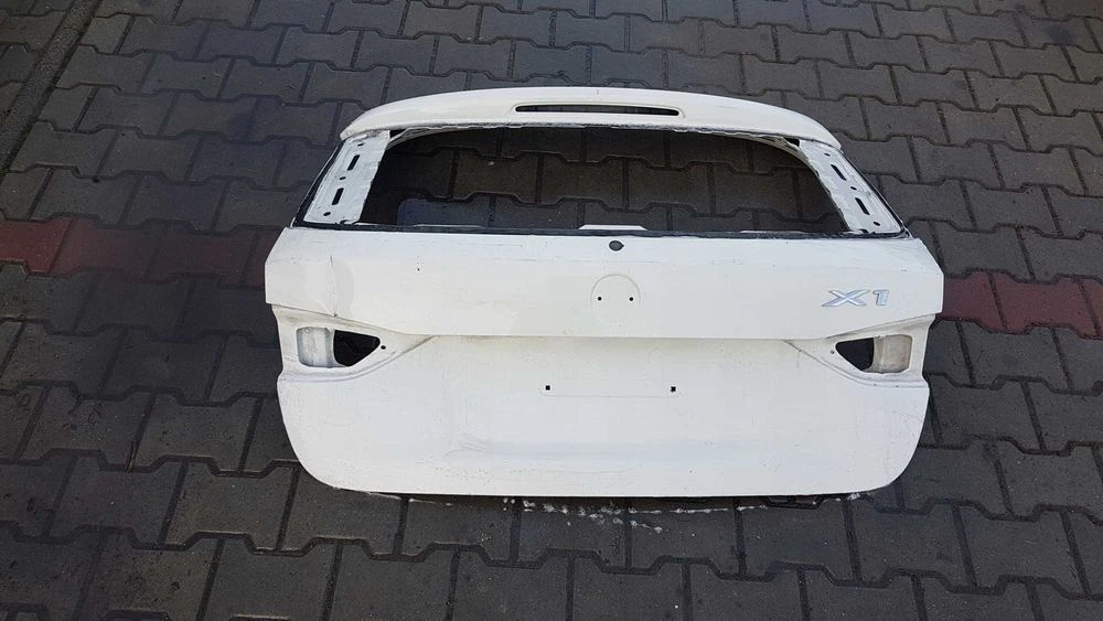 Крышка багажника BMW X1 F48