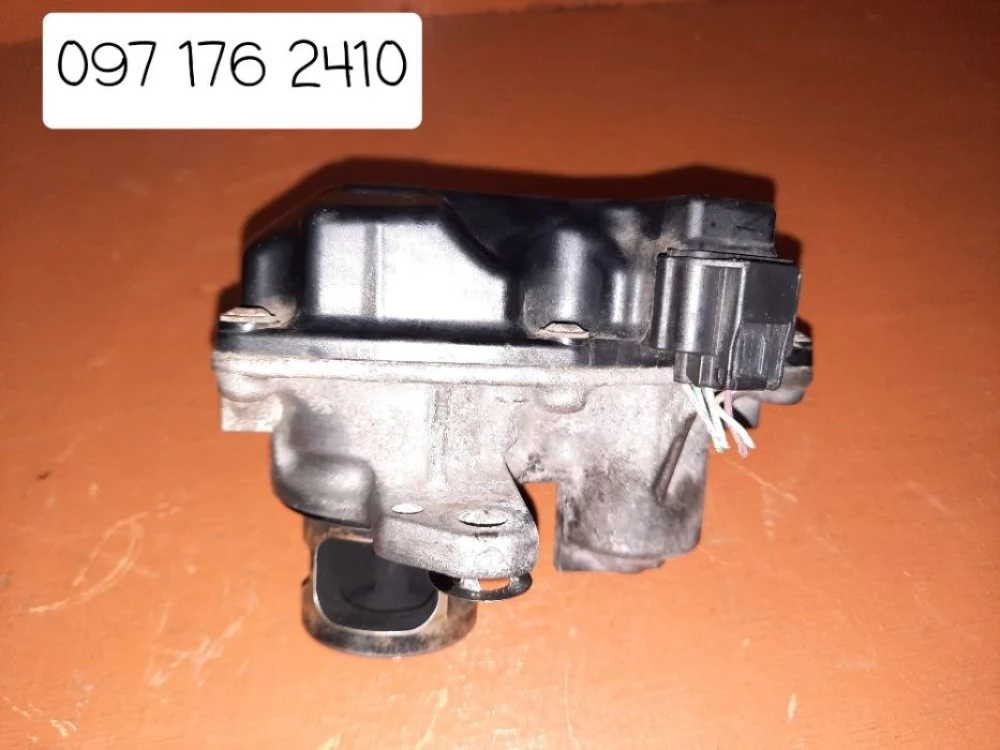 Клапан егр h8201061904 рено egr Renault Trafic Opel Vivaro Nissan 1.6