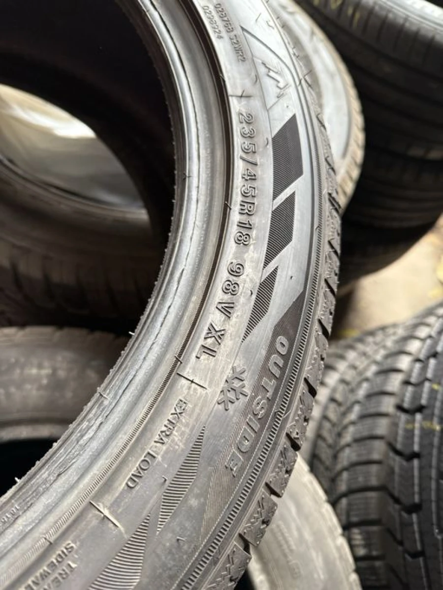 235/45 r18 Zeetex WH1000 Резина зимняя 23 год