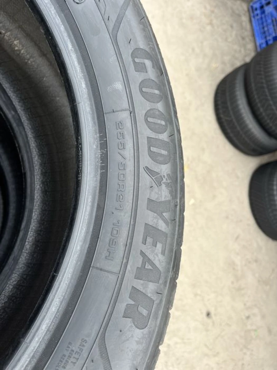 255/50 r21 Goodyear UltraGrip performance + НОВАЯ Резина зимняя