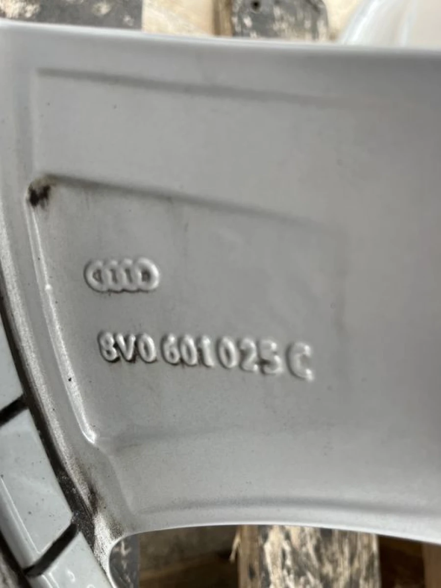 5х112 r17 Audi Диски литые оригинал как НОВЫЕ