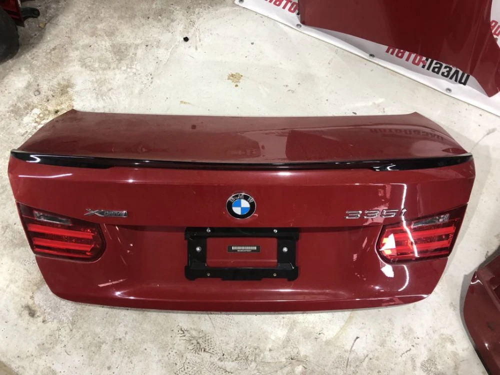 Крило праве, ляда BMW F30, F32 a75, кріплення, кришка багажника
