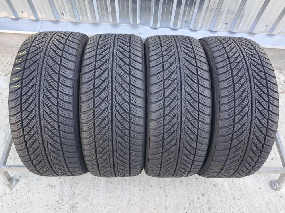 Резина зима 90% протектор Good Year 245/45 R18 UltraGrip 8 Performance