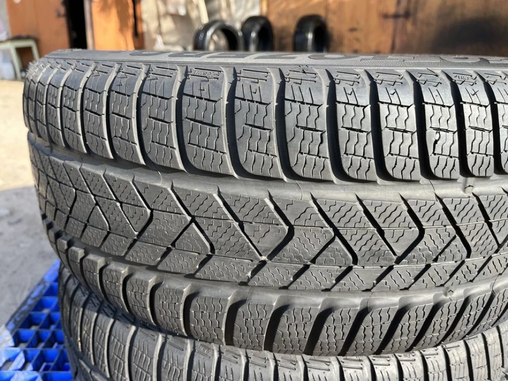 245/45 r19 Pirelli Scorpion Winter RSC Резина зимняя
