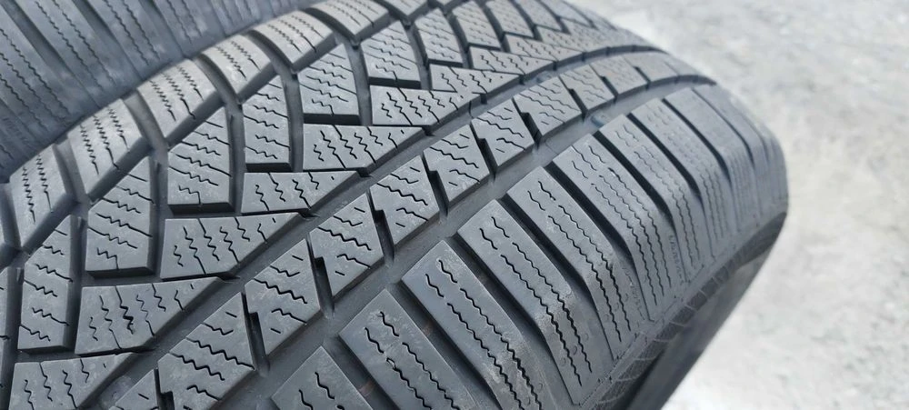 Резина зима 80% протектор Continental 235/65 R17 TS850P