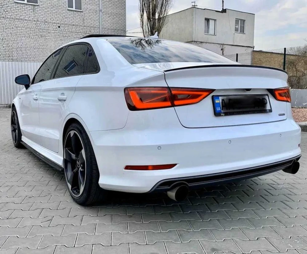 Пороги audi a3 8v s-line / s3 8v (12-20) тюнинг юбки сплиттер обвес