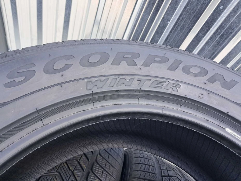 Резина зима 85% протектор Pirelli 255/55 R19 Scorpion Winter
