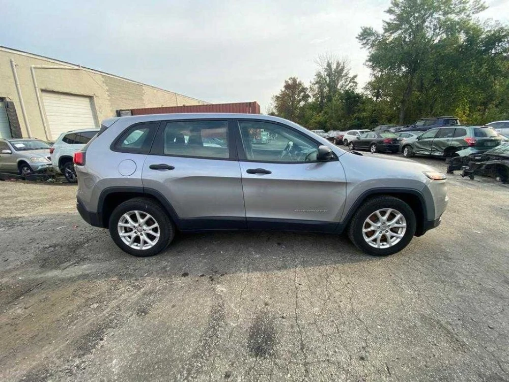 Стекло двери боковое левое правое Jeep Cherokee KL Запчасти