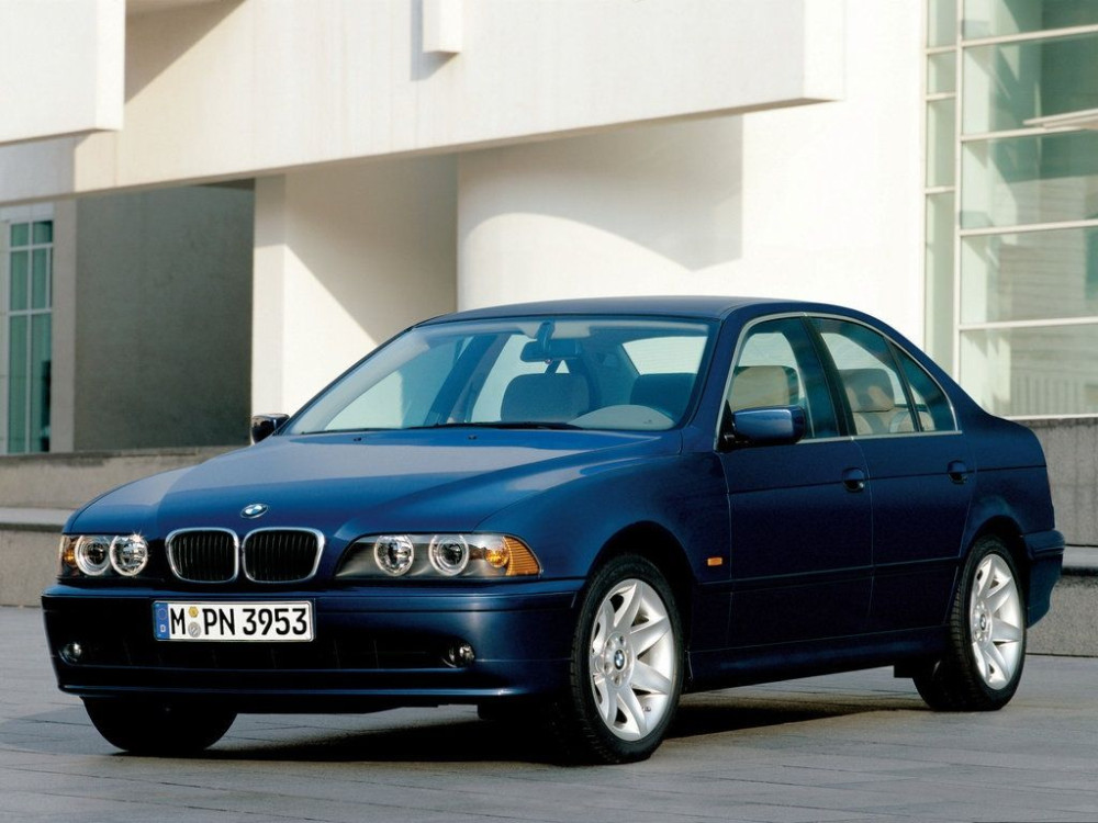 Розборка BMW E39 рестайлінг двигун  М54B25 мкпп ляда титани редуктор