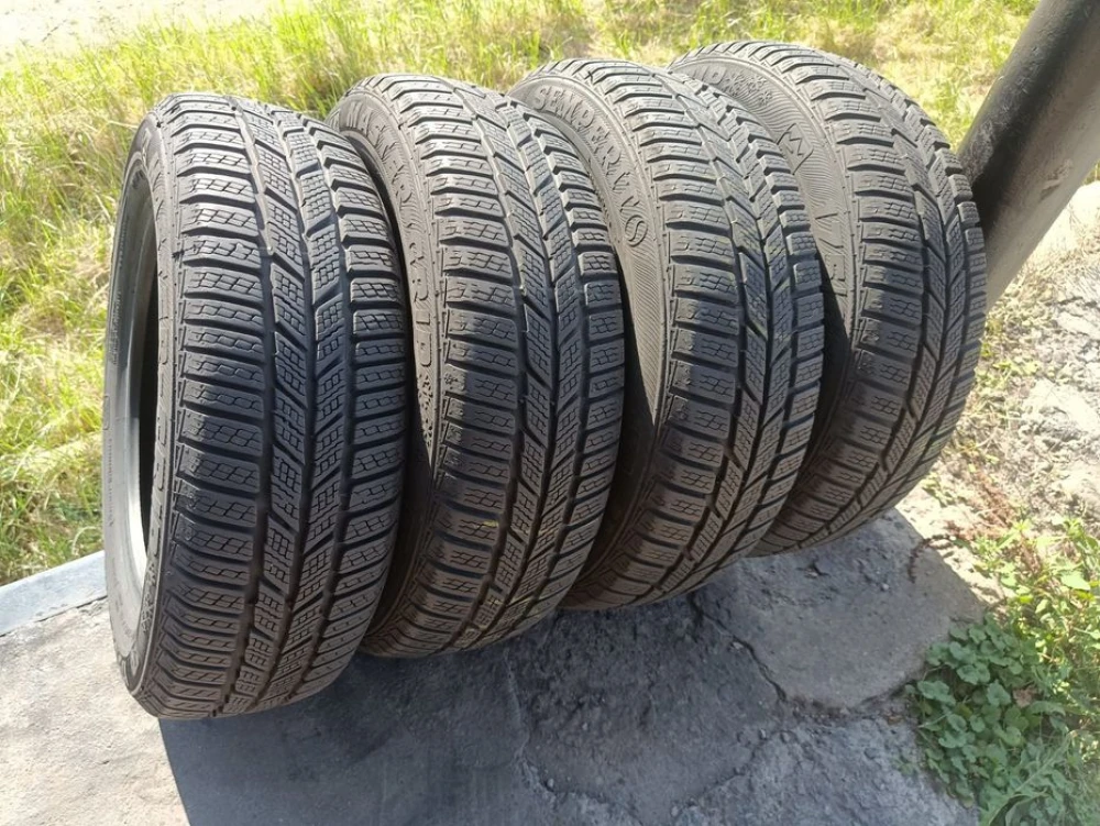 Зимові шини Semperit 175/65 R14 резина Р14