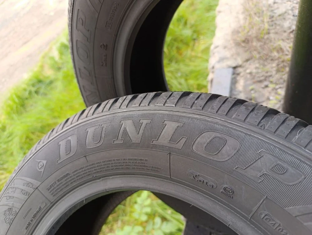 Зимові шини Dunlop 195/65 R15 резина Р15