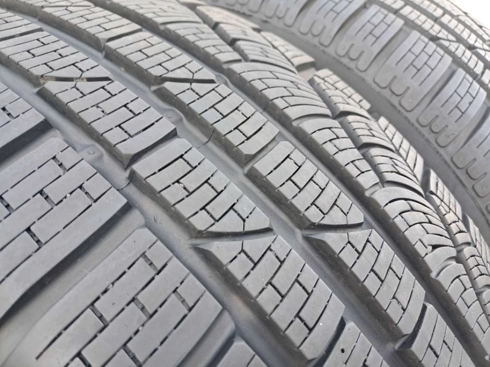 Резина зима 95% протектор Pirelli 235/55 R18 Sottozero 210 serie II