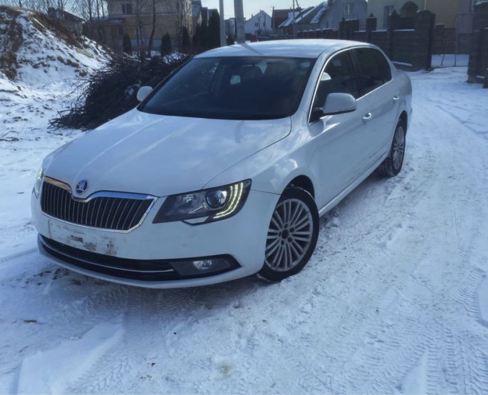 Фара капот крило бампер Шрот Розборка Skoda Superb 2 шкода