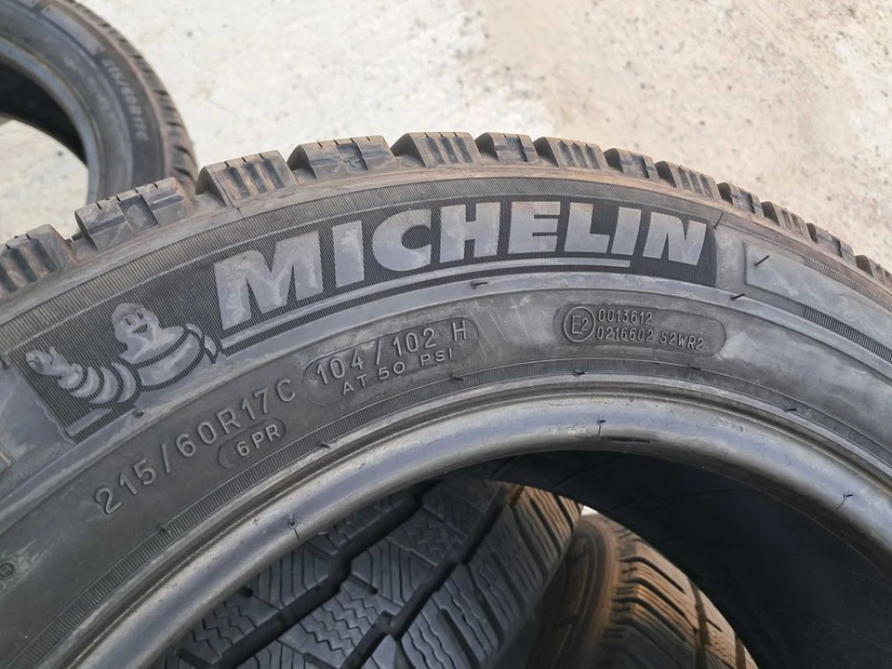 Резина зима 95% протектор Michelin 215/60 R17C Agilis Alpin