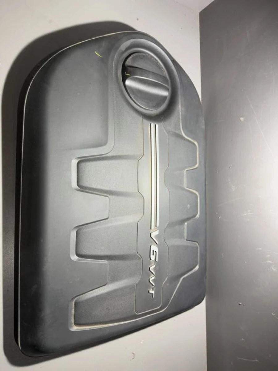 Кришка двигуна 3.2 jeep cherokee kl