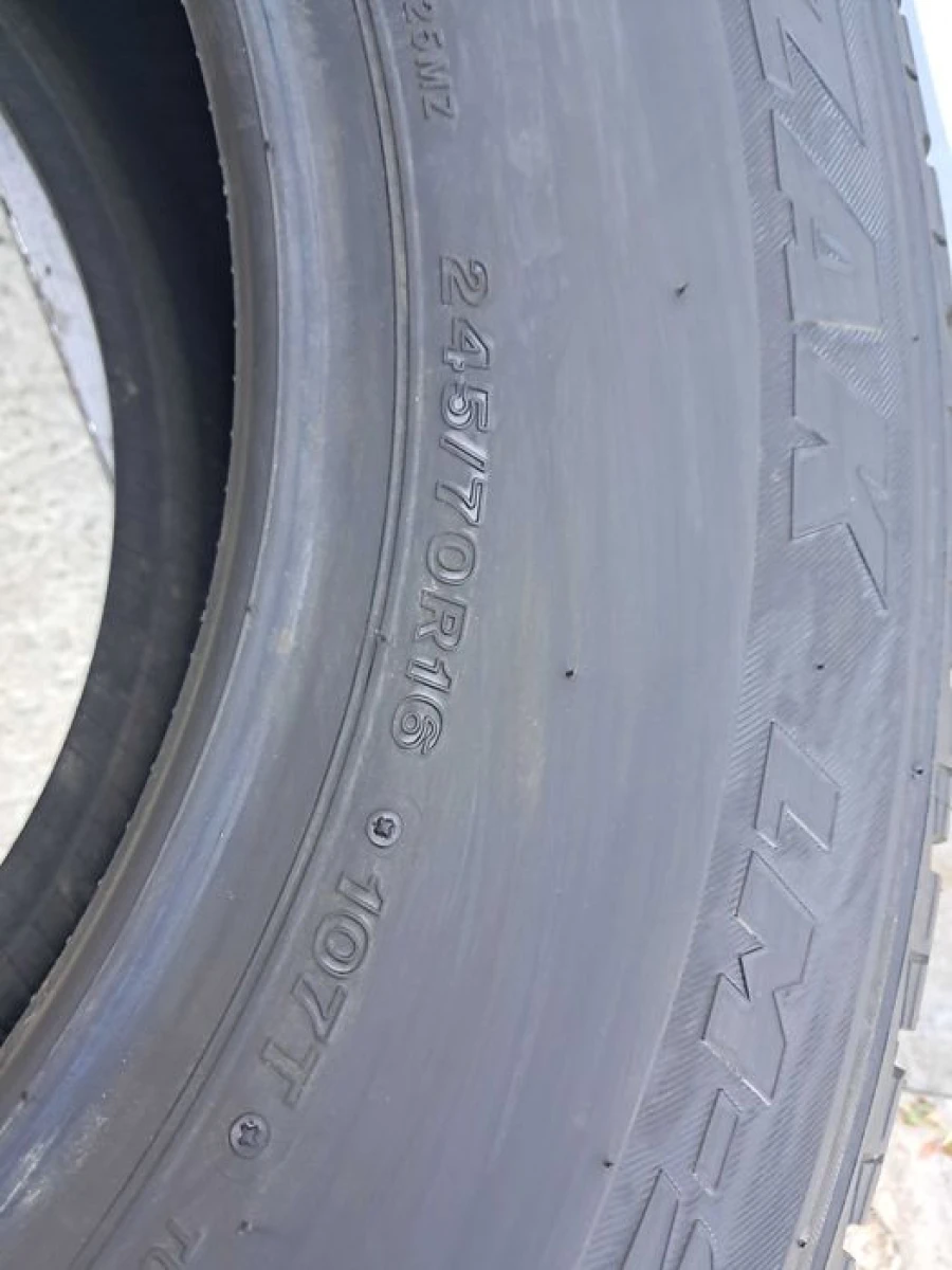 Резина зима НОВА Bridgestone 245/70 R16 Blizzak LM25 4x4