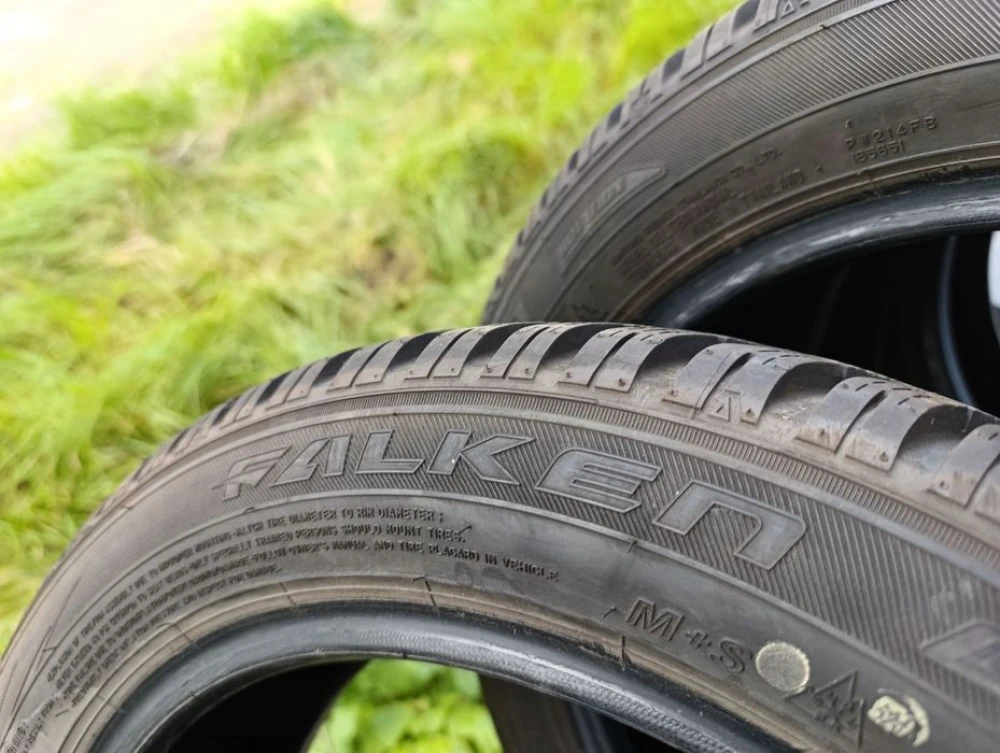 Майже нові зимові шини Falken 165/60 R15 резина Р15