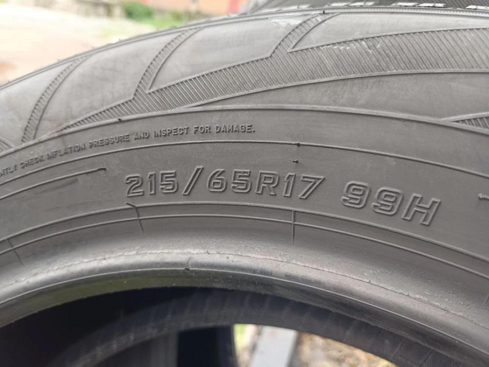 Зимові шини Falken 215/65 R17 резина Р17