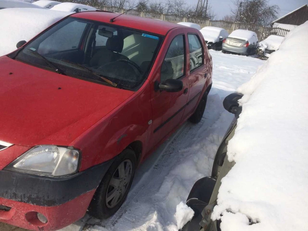 кузовні запчастини для Dacia Logan дачія логан