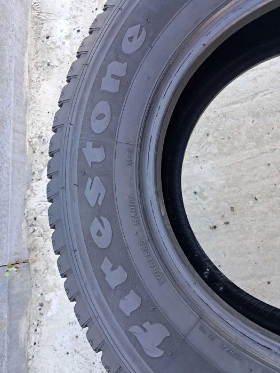 Резина зима 90% протектор Firestone 225/70 R15C Van Hawk Winter