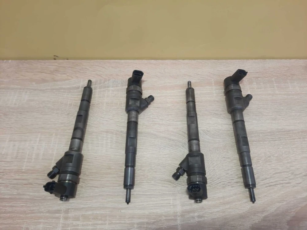 Форсунки 0445110275 Кіа Соренто 2.5 crdi Hyundai H-1 H-200 Форсунка