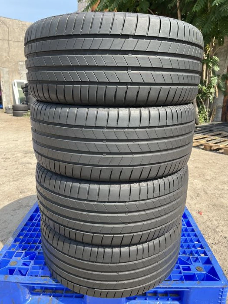 255/40 r20 Bridgestone Turanza T005 Silent Резина летня