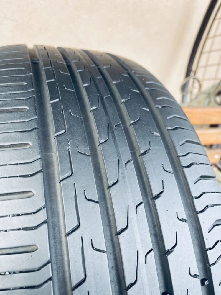 Пара шин 235/55 R18 Continental 2020p