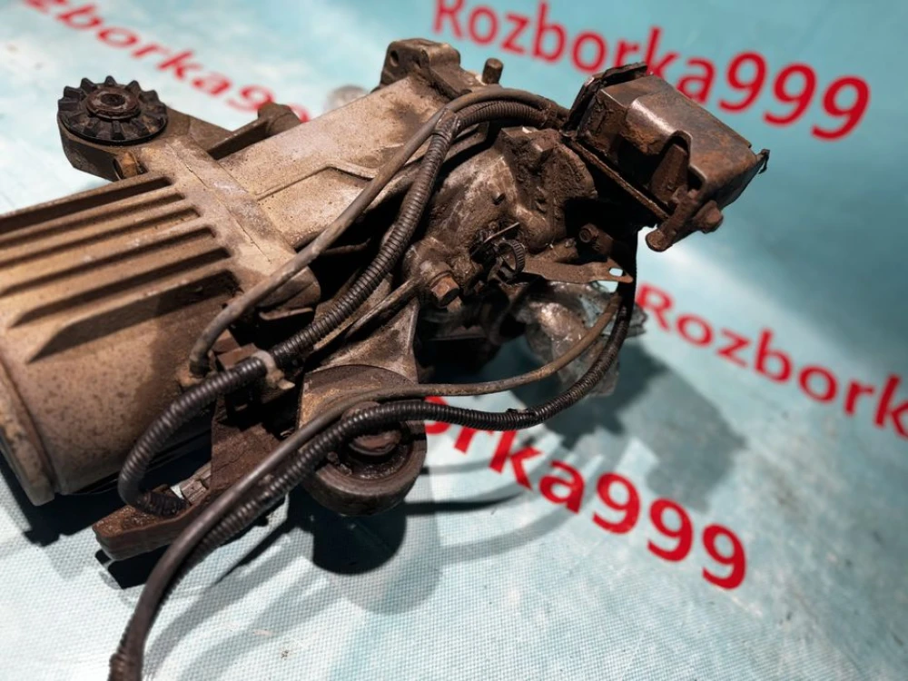 Редуктор Outlander 2 xl 4x4 міст задній Аутландер