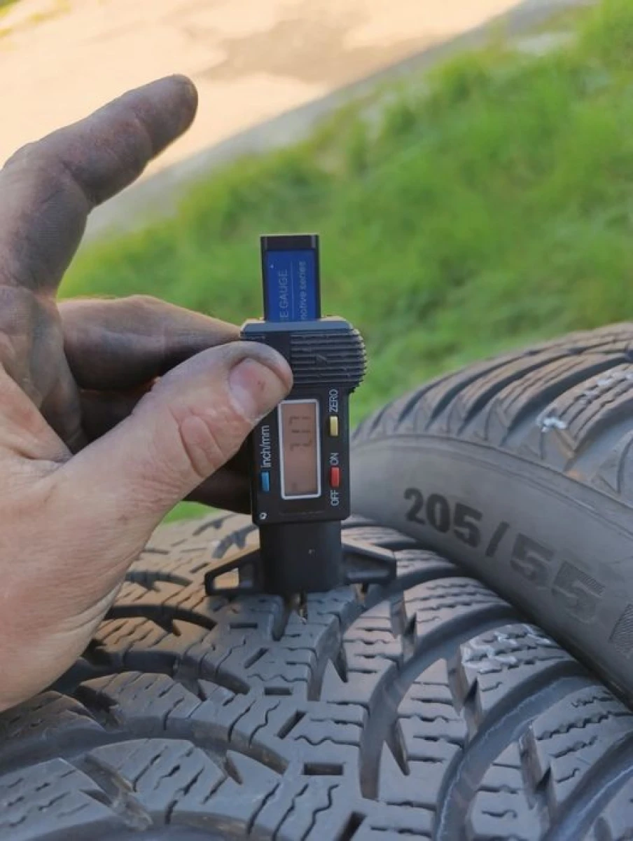 Зимові шини Kumho 205/55 R16 резина Р16