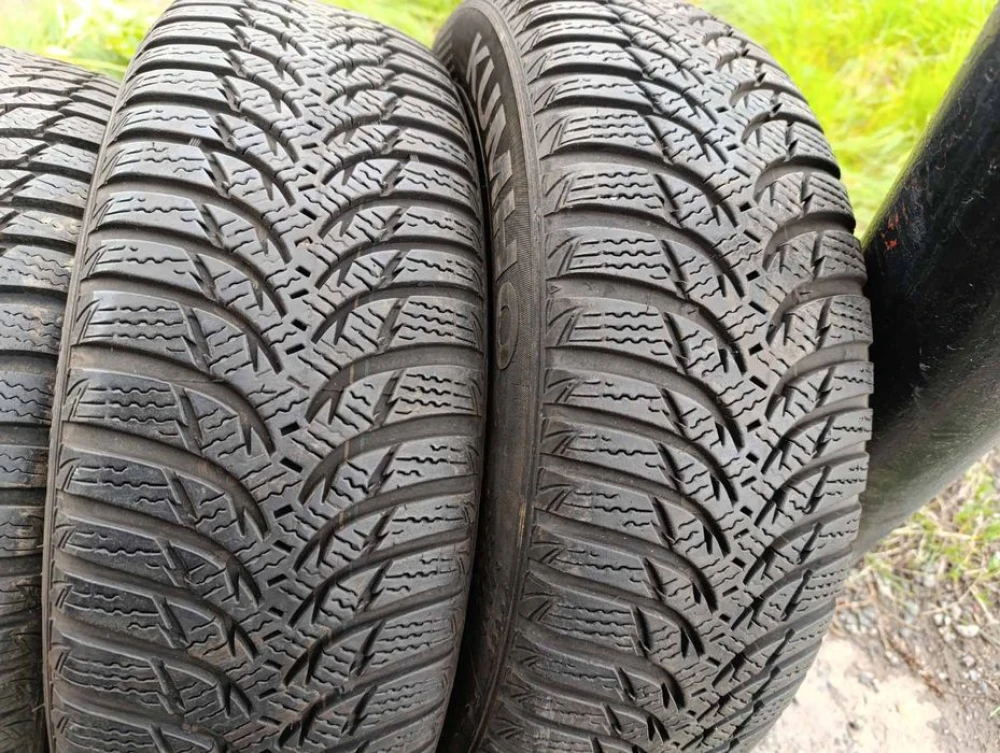 Майже нові зимові шини Kumho 175/65 R14 резина Р14