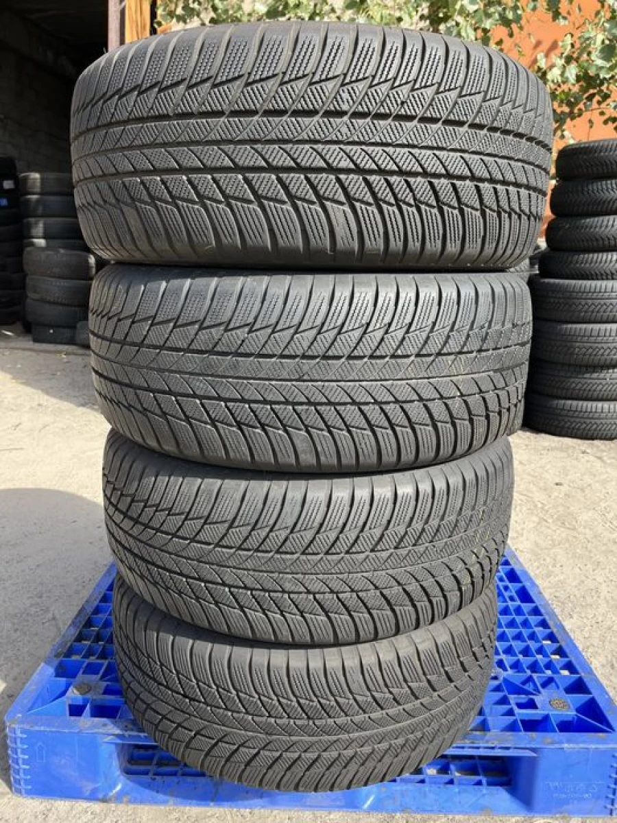 245/50 r19 Bridgestone Blizzak LM-001 RFT Резина зимняя