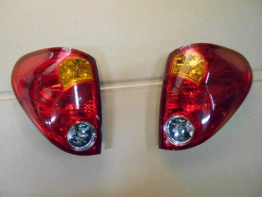 противотуманная фара фонарь фонари стоп Mitsubishi Pajero sport L200