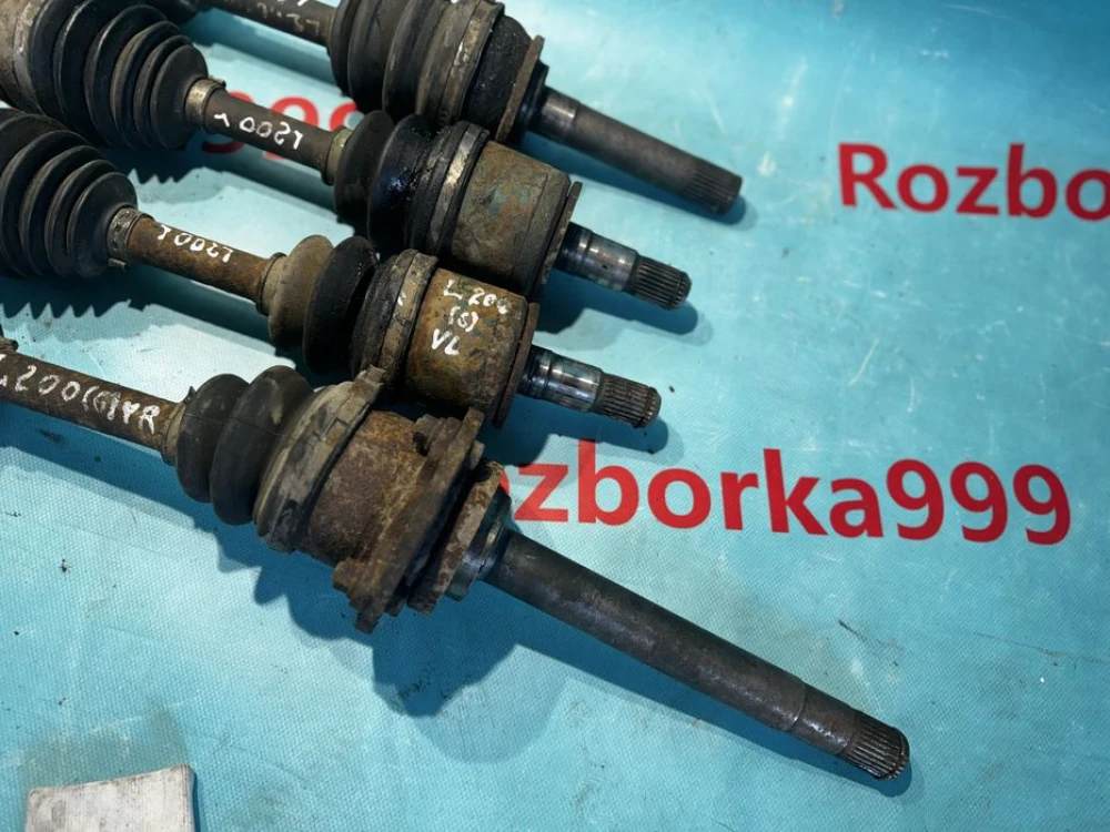 Привод полуось  L200 Mitsubishi Л200 sport спорп