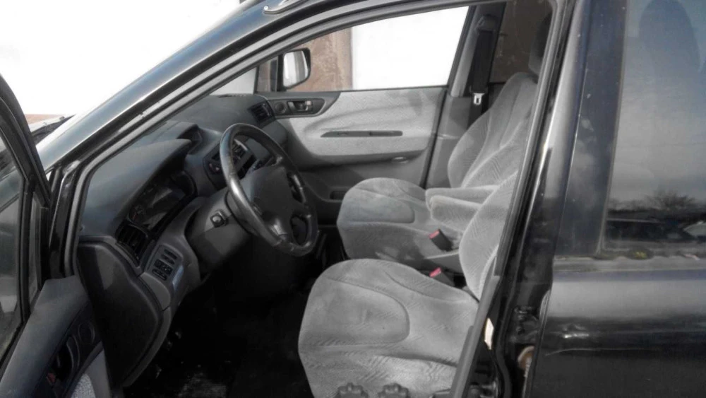 кузовщина для Mitsubishi Space Wagon 2.0 GDI мех 2000р,автозлом