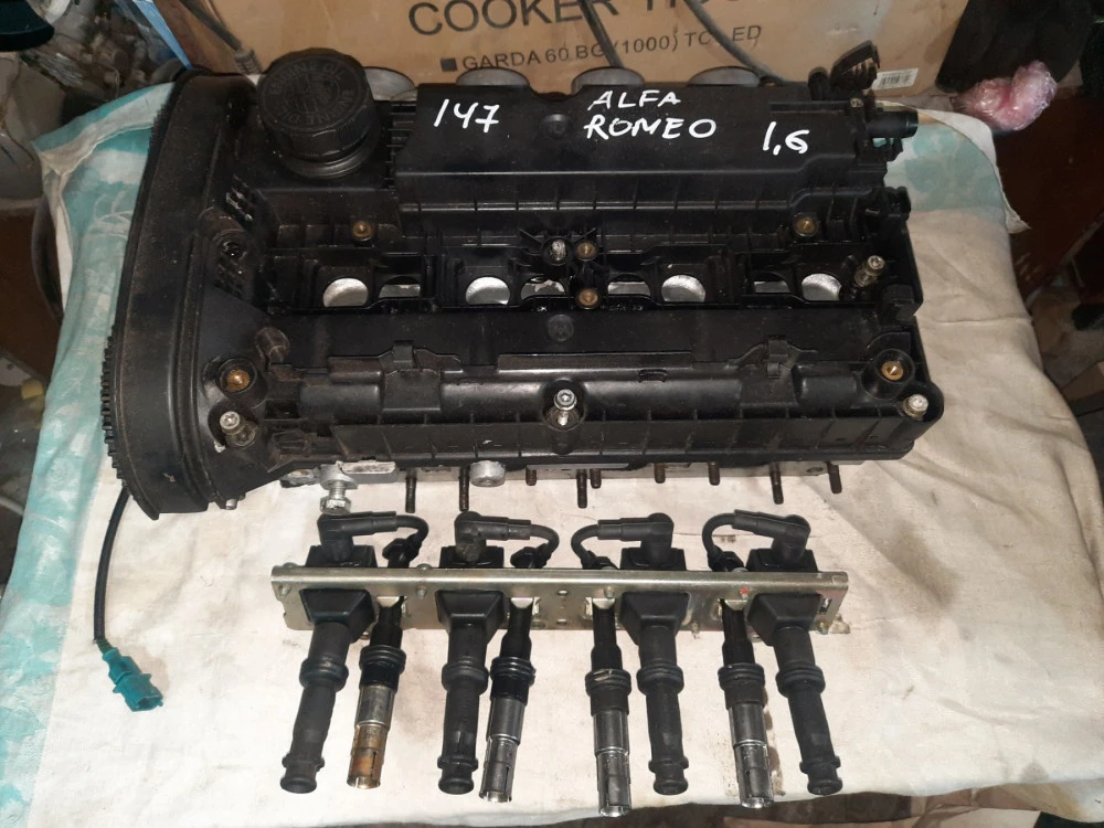 Накладка двигателя декоративная ALFA ROMEO 156 147
