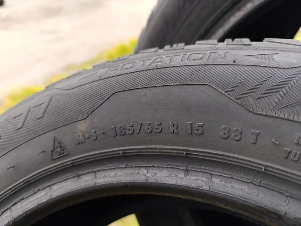 Зимові шини UNIROYAL 185/65 R15 резина Р15